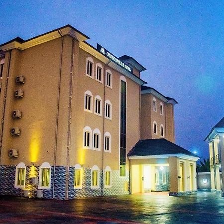 Crownsville Hotel - Airport Road Port Harcourt Bagian luar foto